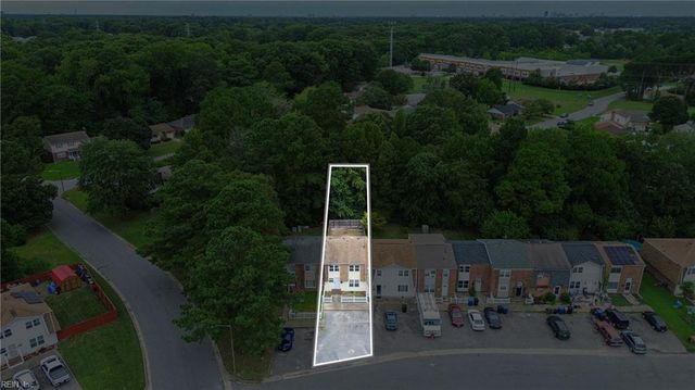1249 Clydesdale LN, Virginia Beach, VA 23464