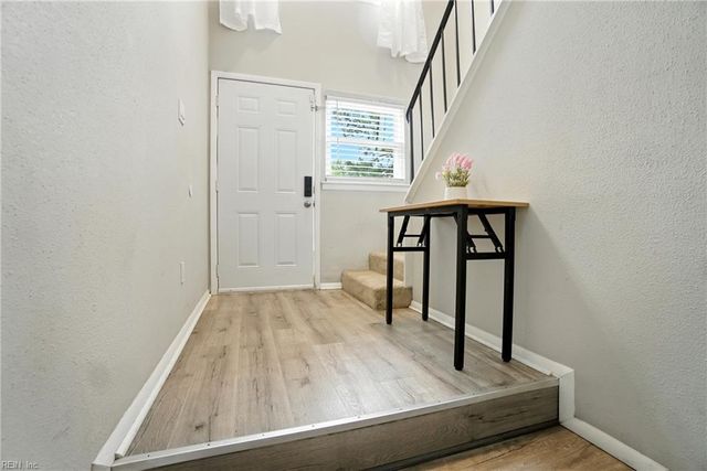 1249 Clydesdale LN, Virginia Beach, VA 23464