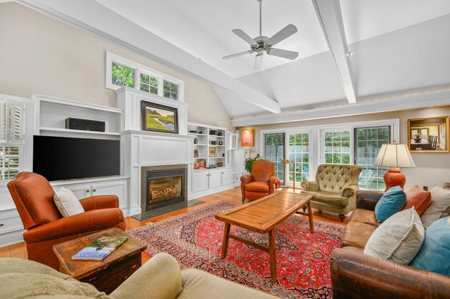 88 Indian Hill Road N, Chatham, MA 02633