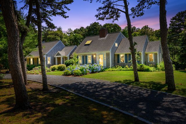 88 Indian Hill Road N, Chatham, MA 02633