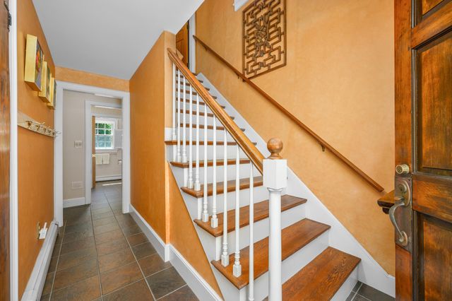 88 Indian Hill Road N, Chatham, MA 02633