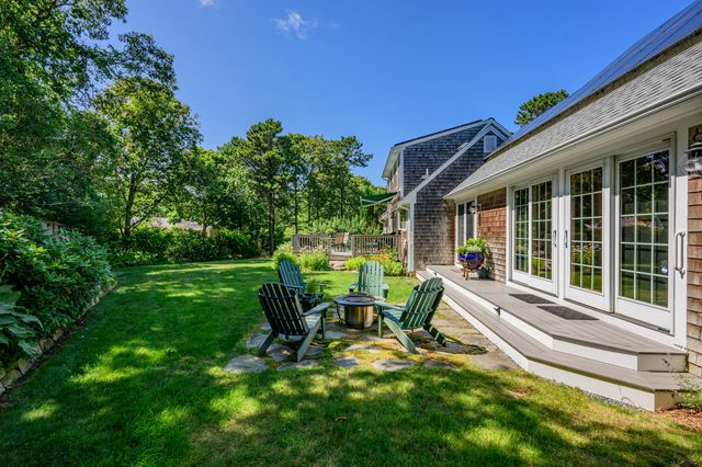 88 Indian Hill Road N, Chatham, MA 02633