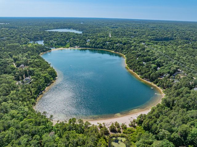 88 Indian Hill Road N, Chatham, MA 02633