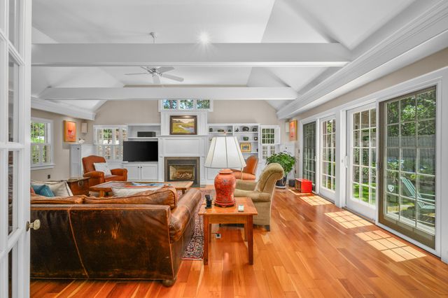 88 Indian Hill Road N, Chatham, MA 02633