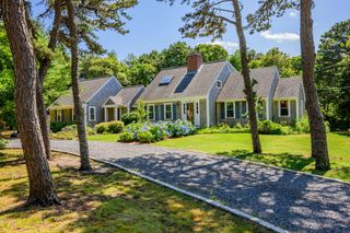 88 Indian Hill Road N, Chatham, MA 02633