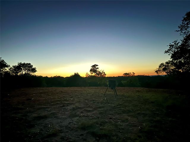 1200 Lipan Apache RUN, Blanco, TX 78606