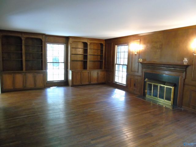 3317 Lookout Drive SE, Huntsville, AL 35801