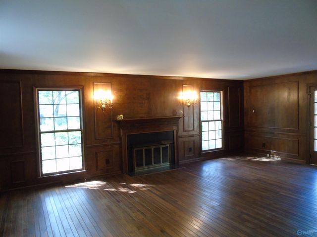 3317 Lookout Drive SE, Huntsville, AL 35801