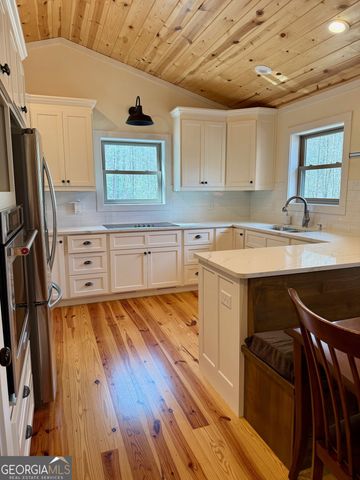 1365 Skylake Road, Sautee Nacoochee, GA 30571