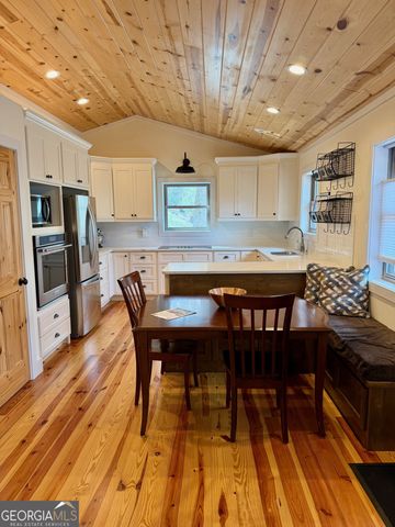 1365 Skylake Road, Sautee Nacoochee, GA 30571