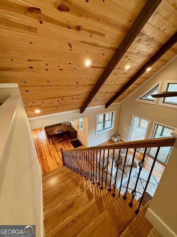 1365 Skylake Road, Sautee Nacoochee, GA 30571