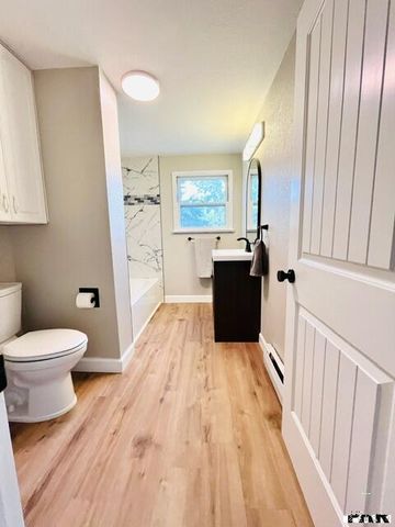 166 Fordham Circle, Pueblo, CO 81005