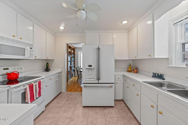 308 Legare Court, Clayton, NC 27520