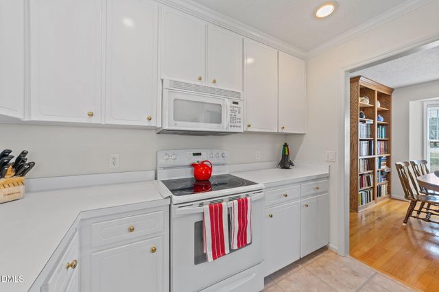 308 Legare Court, Clayton, NC 27520