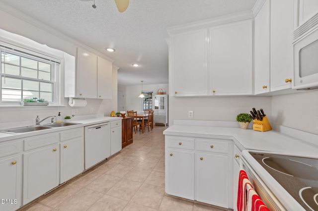 308 Legare Court, Clayton, NC 27520