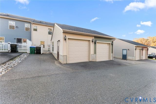 5504 Riverside Heights Way, Richmond, VA 23225