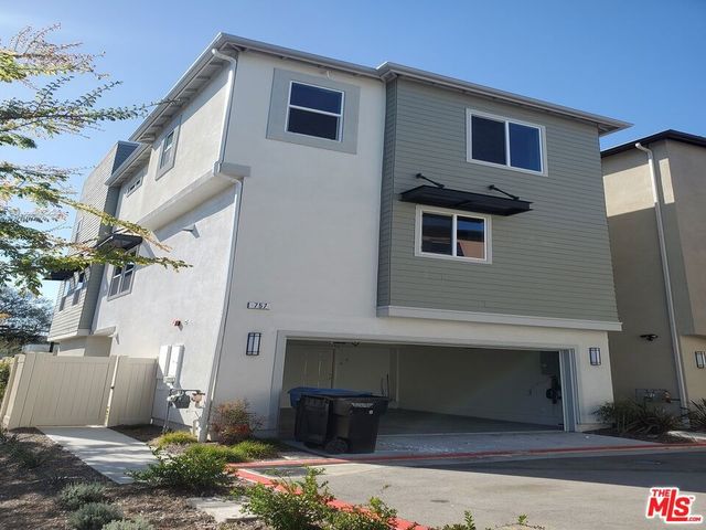 757 Daniel Freeman Cir, Inglewood, CA 90301