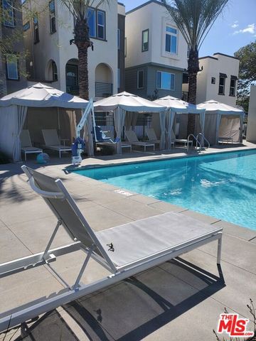 757 Daniel Freeman Cir, Inglewood, CA 90301