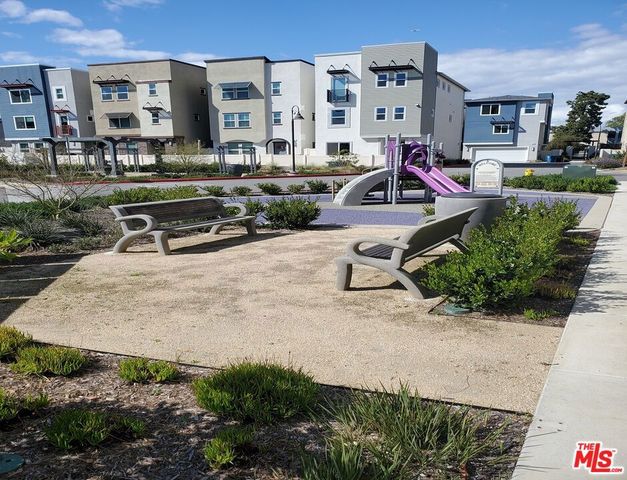 757 Daniel Freeman Cir, Inglewood, CA 90301