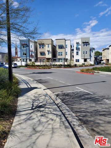 757 Daniel Freeman Cir, Inglewood, CA 90301