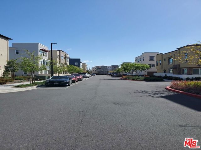 757 Daniel Freeman Cir, Inglewood, CA 90301