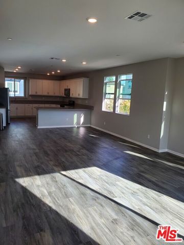 757 Daniel Freeman Cir, Inglewood, CA 90301