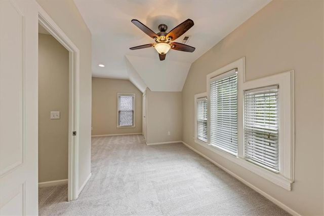 4346 Locust Street, Kansas City, MO 64110