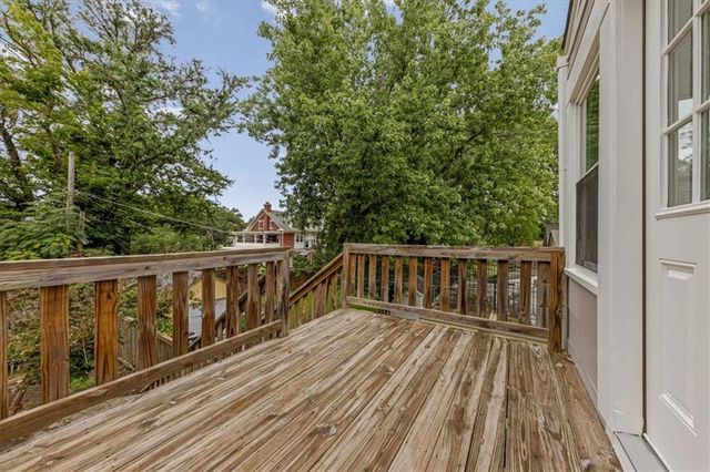 4346 Locust Street, Kansas City, MO 64110