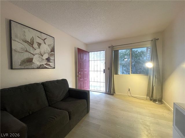 1361 East University Avenue 105, Las Vegas, NV 89119