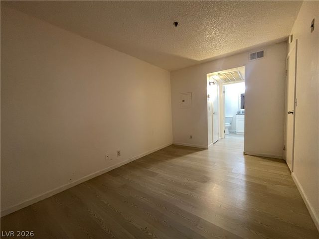 1361 East University Avenue 105, Las Vegas, NV 89119