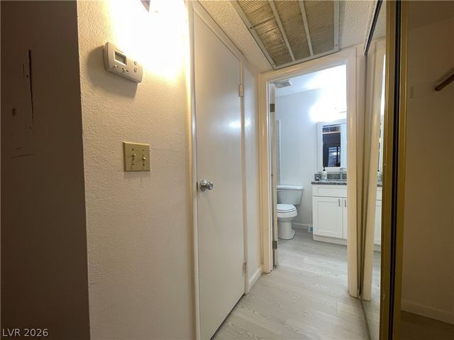 1361 East University Avenue 105, Las Vegas, NV 89119