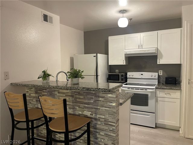 1361 East University Avenue 105, Las Vegas, NV 89119