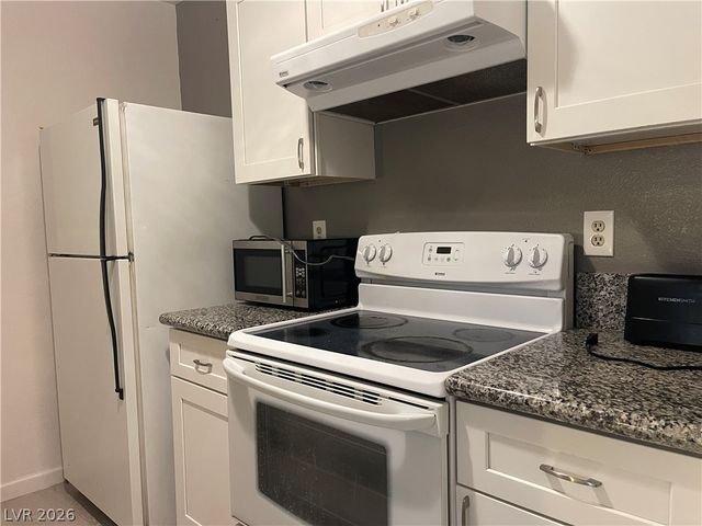 1361 East University Avenue 105, Las Vegas, NV 89119