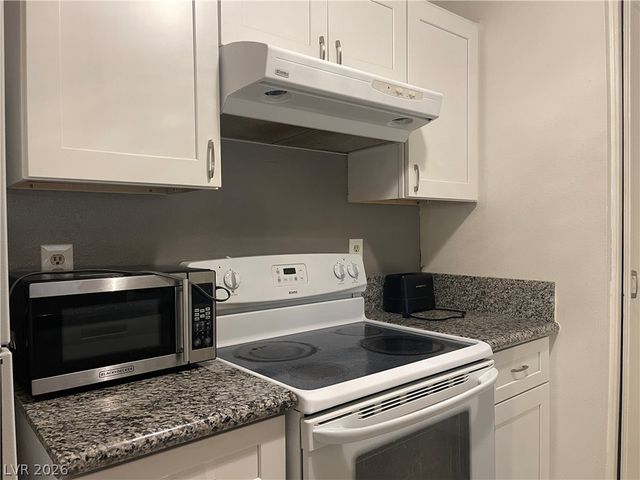 1361 East University Avenue 105, Las Vegas, NV 89119