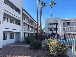 1361 East University Avenue 105, Las Vegas, NV 89119