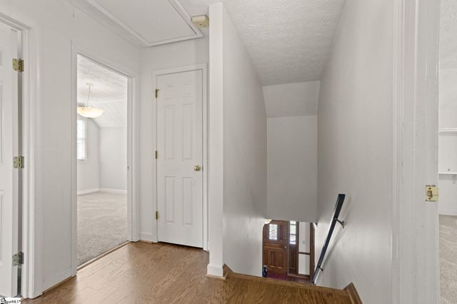 1202 Plantation Drive, Simpsonville, SC 29681