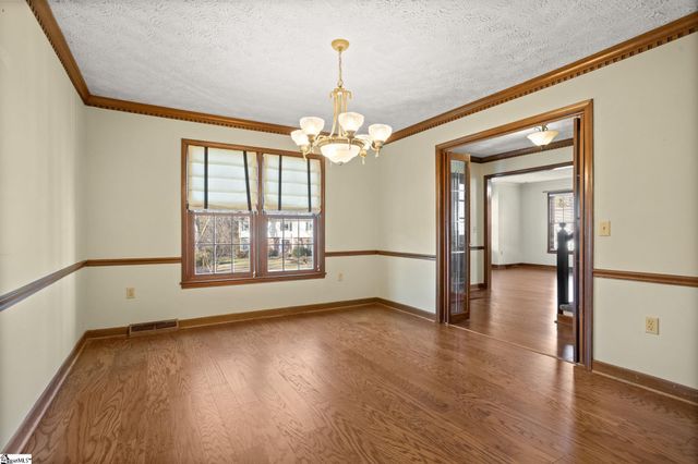 1202 Plantation Drive, Simpsonville, SC 29681