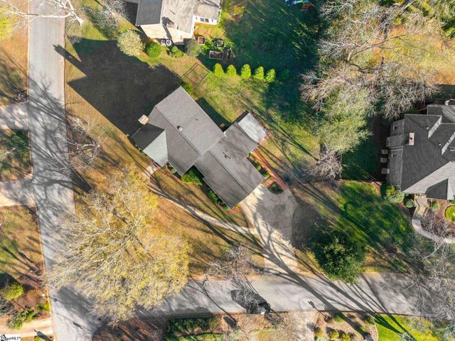 1202 Plantation Drive, Simpsonville, SC 29681