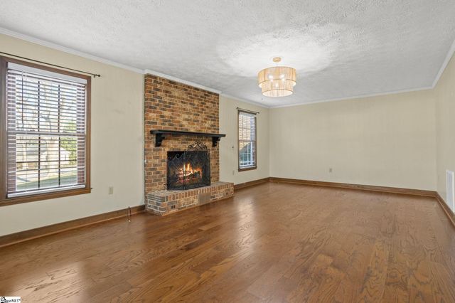 1202 Plantation Drive, Simpsonville, SC 29681