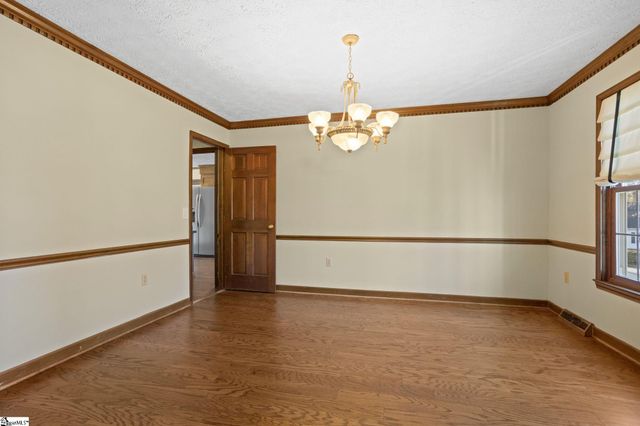 1202 Plantation Drive, Simpsonville, SC 29681