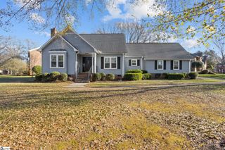 1202 Plantation Drive, Simpsonville, SC 29681
