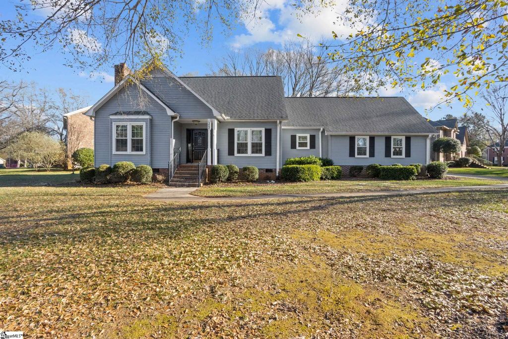 1202 Plantation Drive, Simpsonville, SC 29681