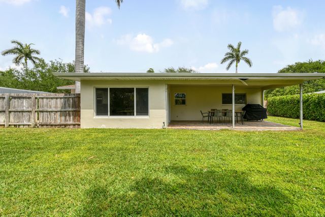 400 Tequesta Drive, Tequesta, FL 33469