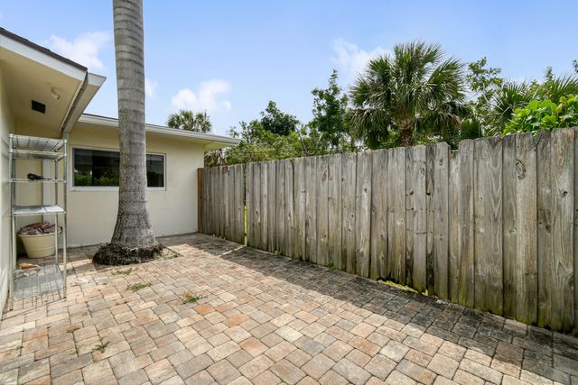 400 Tequesta Drive, Tequesta, FL 33469