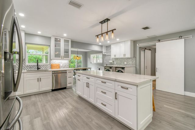 400 Tequesta Drive, Tequesta, FL 33469