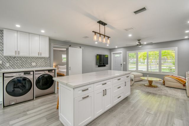 400 Tequesta Drive, Tequesta, FL 33469