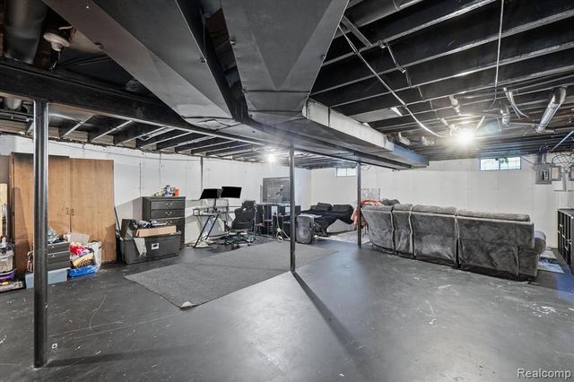 1608 Broad Court, Flint, MI 48503