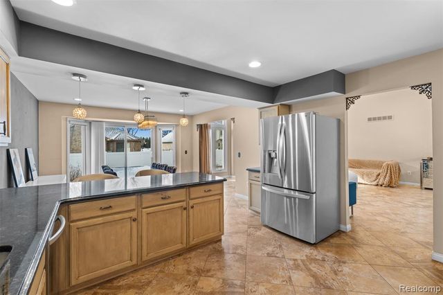 4346 Curry Drive, Sterling Heights, MI 48314