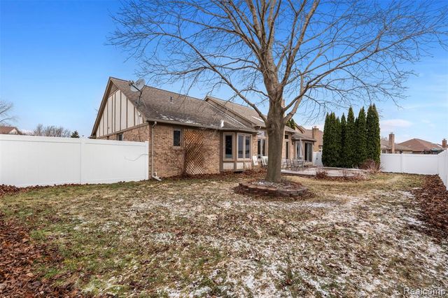 4346 Curry Drive, Sterling Heights, MI 48314