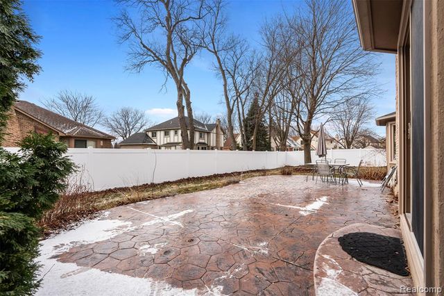 4346 Curry Drive, Sterling Heights, MI 48314